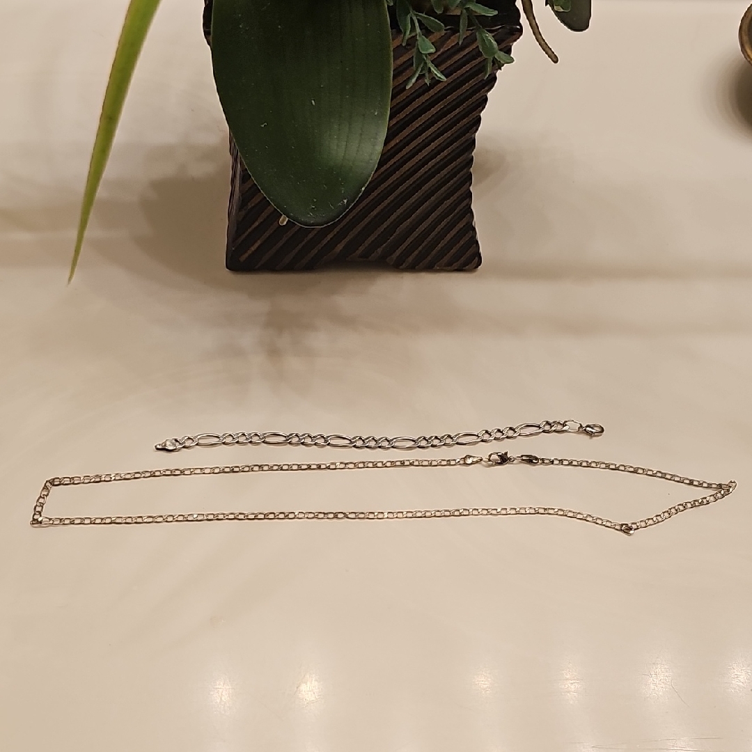 Elegant Silver Chain Necklace 45$
